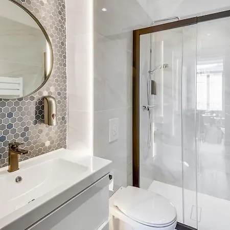 Сasa de vacaciones Brp Center, Eight-bedroom Luxury *