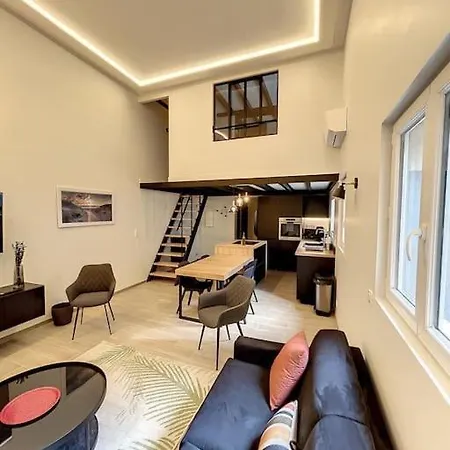 Brp Center, Eight-bedroom Luxury Сasa de vacaciones *